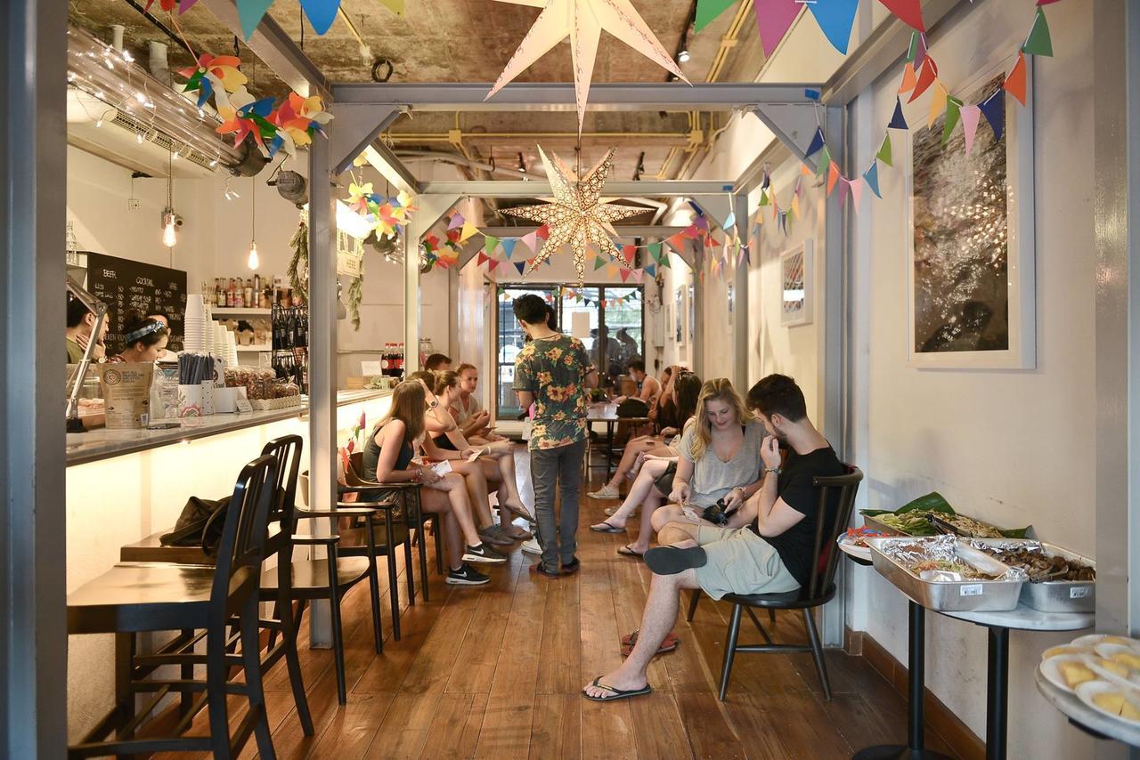 הוסטל בנגקוק Good One Poshtel & Cafe Bar מראה חיצוני תמונה